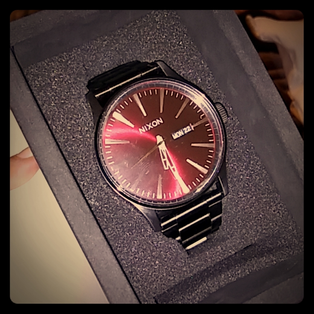 Nixion watch